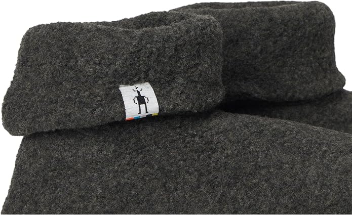 Close-up of charcoal Smartwool Second Cut Fleece Slipper cuffs with Smartwool logo tag